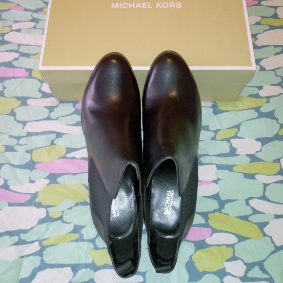 Michael Kors Lottie Chelsea Booties - Picture 7 of 10